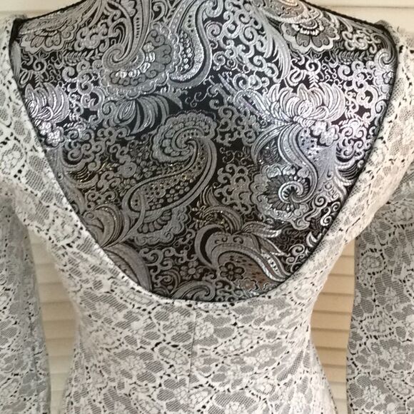 NWT F21 bodycon lowback dress cream floral M - Picture 5 of 6